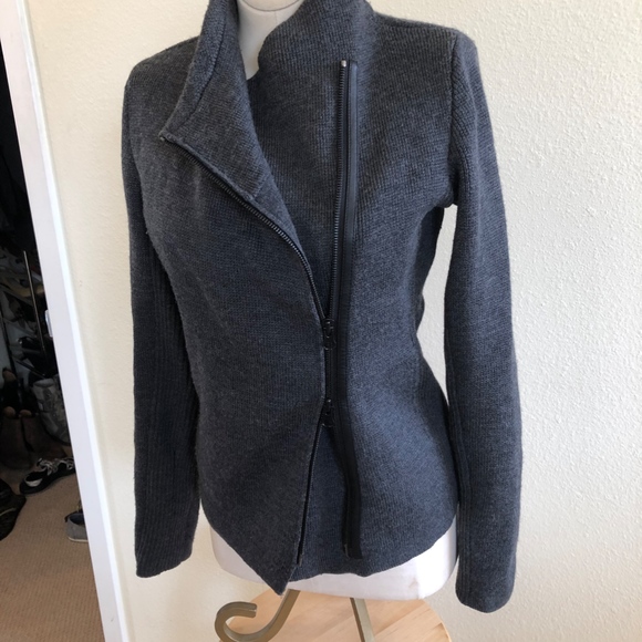 Vince Double-knit Wool Sweater - Picture 2 of 6